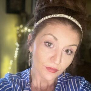 Meet your Posher, Ariane